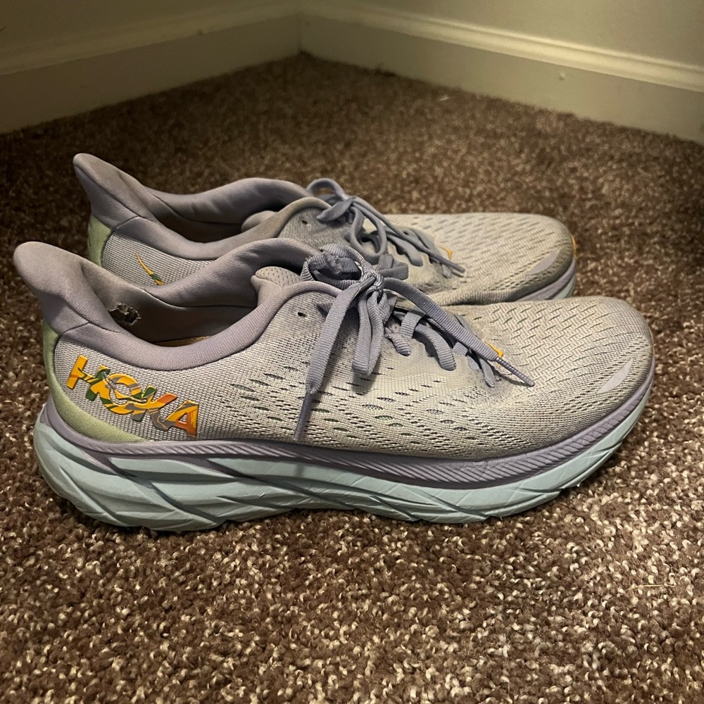 Hoka Clifton 8
